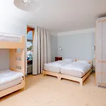 Grand Hotel Du Cervin - Auberge De Jeunesse Et Spa Hostel